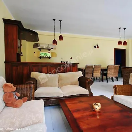 住宿加早餐酒店 Karolinka