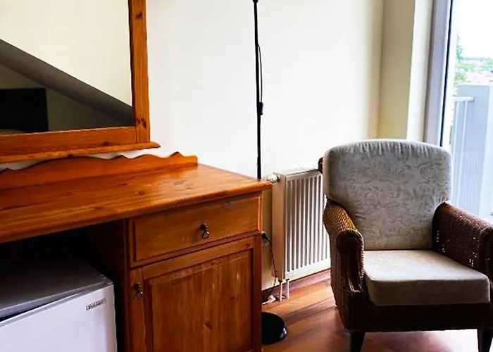 Karolinka Nocleg ze śniadaniem 3*