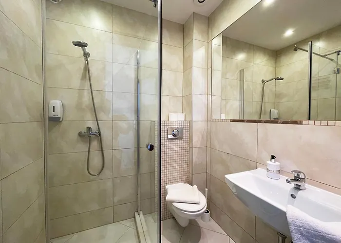 Karolinka Nocleg ze śniadaniem 3*